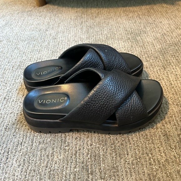 Vionic Vesta slide-on platform sandal - Picture 4 of 8